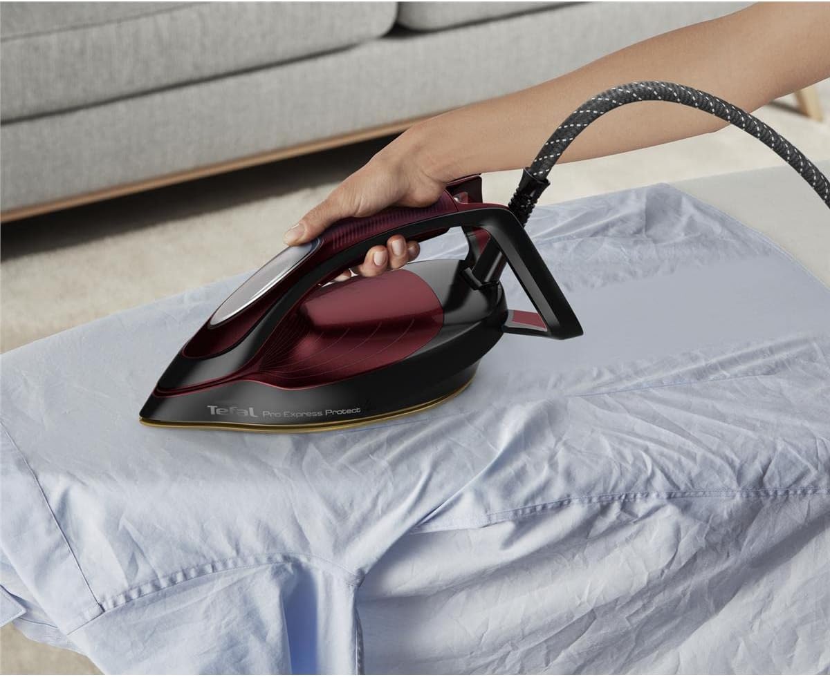 Tefal Pro Express Protect Gv9230 Buhar Kazanlı Ütü Görseli