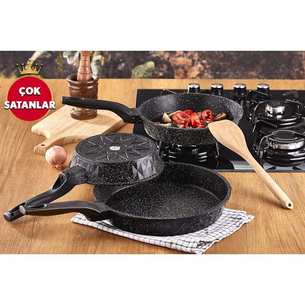 Taç Triton-Viva 3'lü Tava Set Siyah Taç Triton-Viva 3'lü Tava Set Siyah