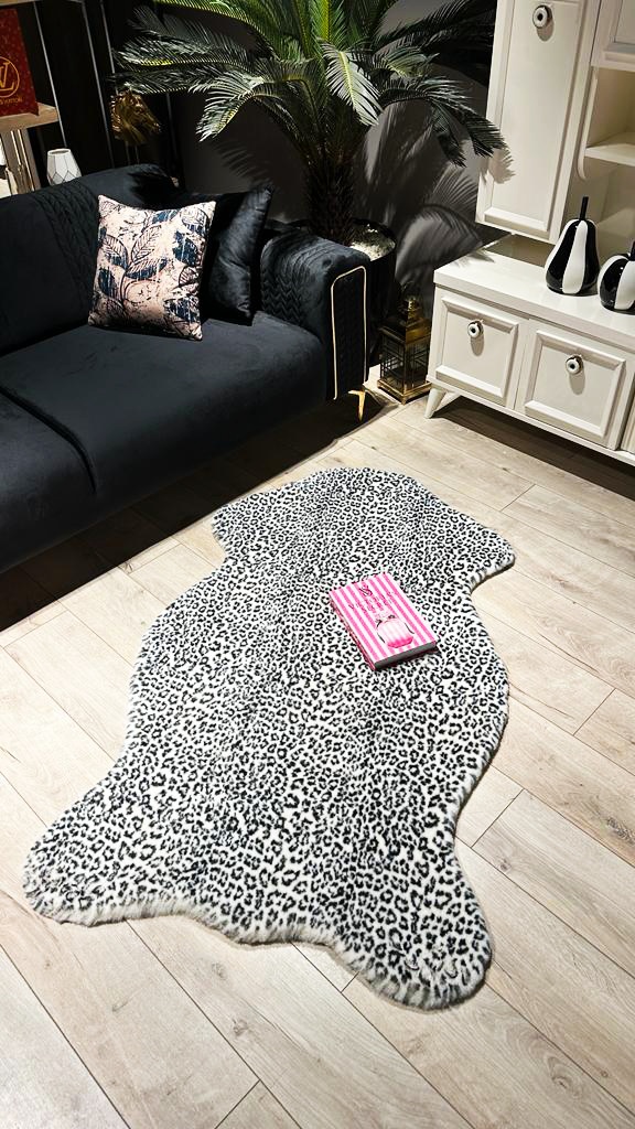 Touch Me POST Leopar Black/White  100x160 cm