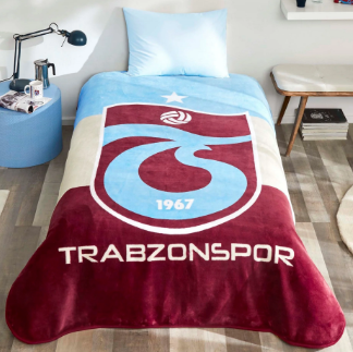 Taç 1500215436 Lisanslı Trabzonspor Üç Renk Battaniye
