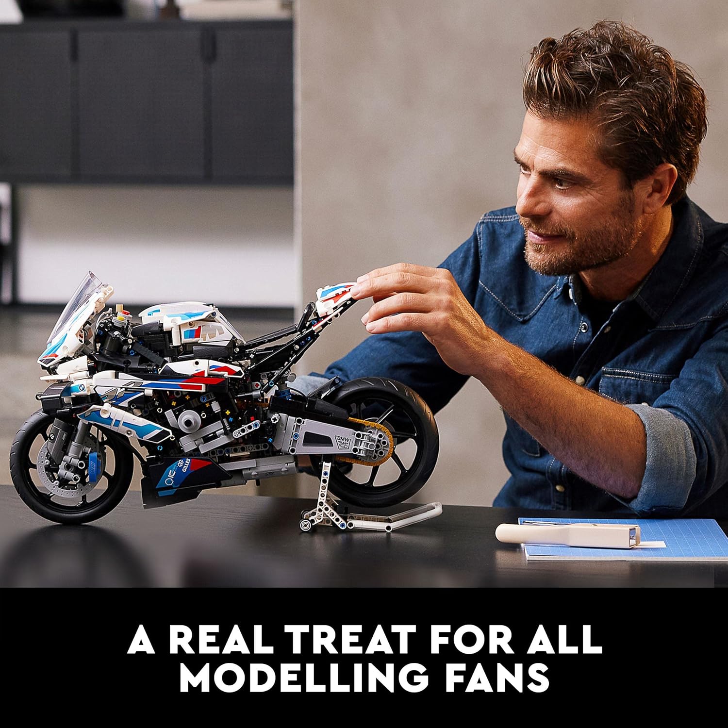 Lego 42130 Technic Bmw M 1000 Rr Görseli