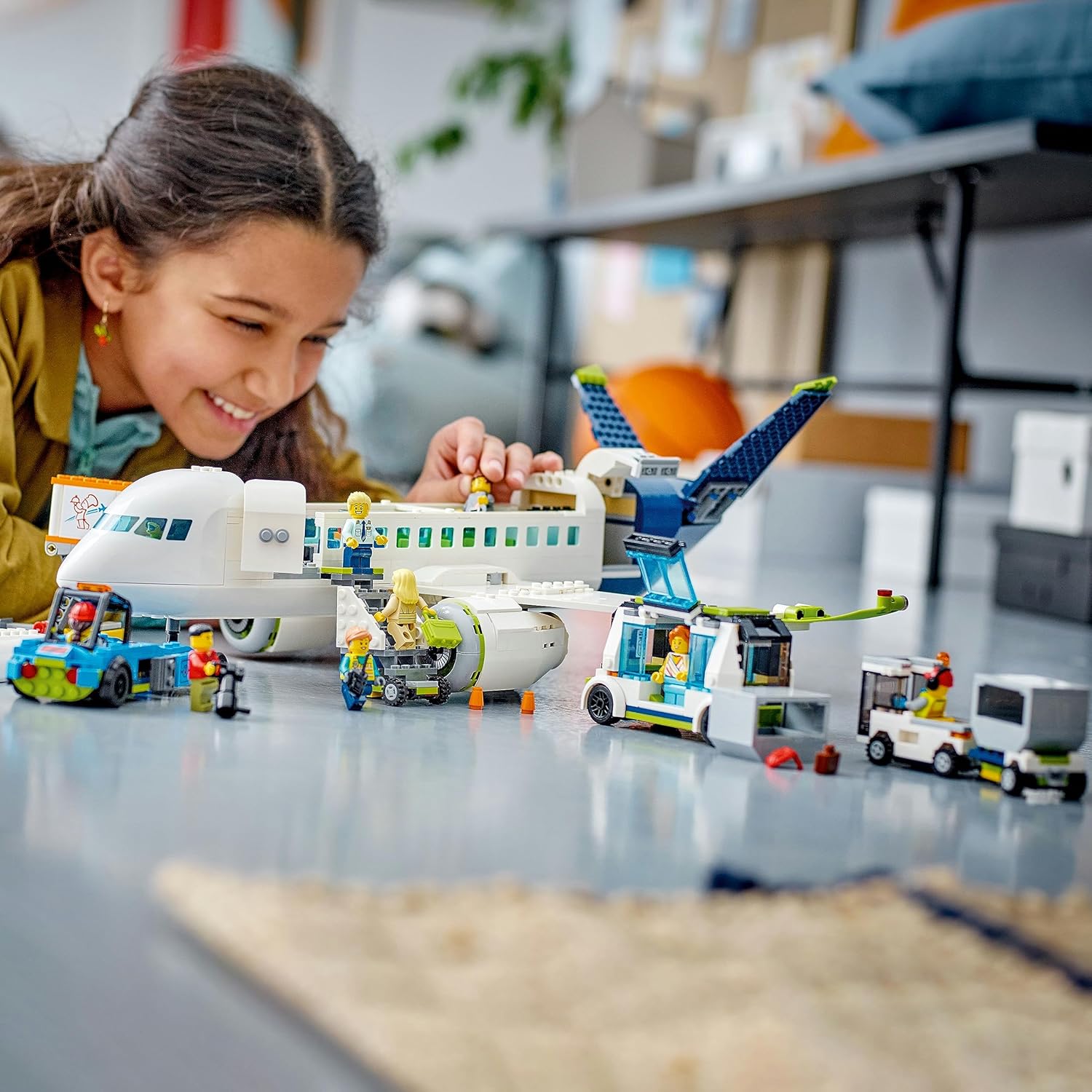 Lego 60367 City Yolcu Uçağı Görseli