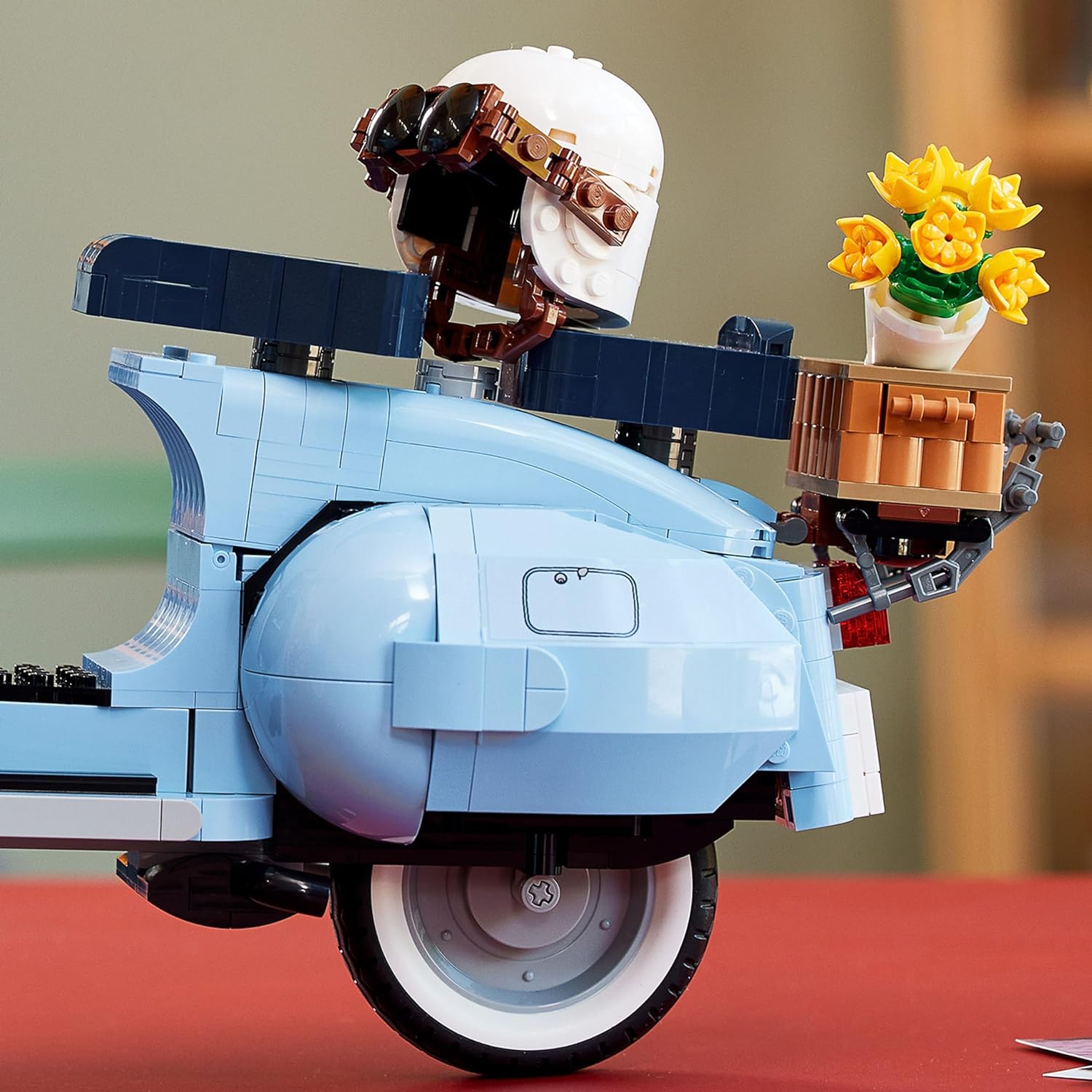 Lego 10298 Creator Expert Vespa 125 Görseli