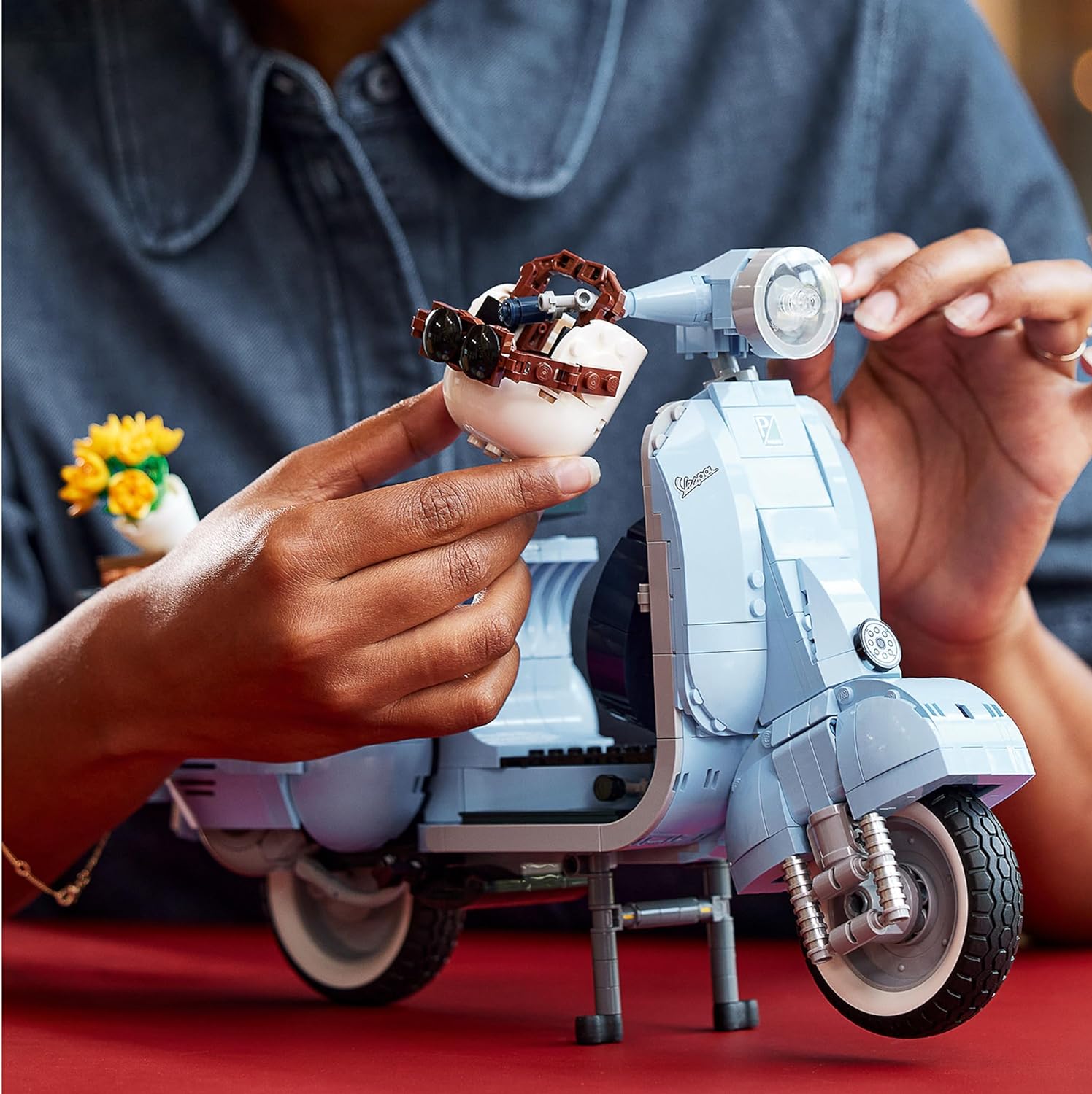 Lego 10298 Creator Expert Vespa 125 Görseli