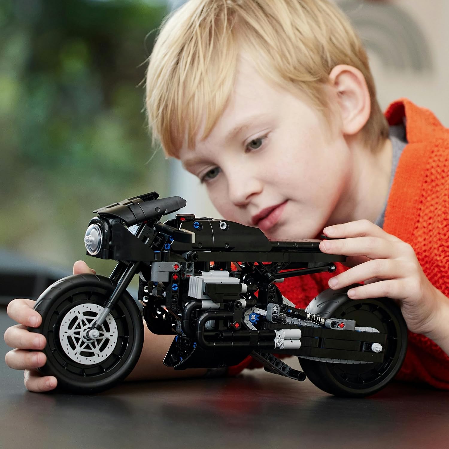 Lego 42155 Technic Batman Batcycle Görseli
