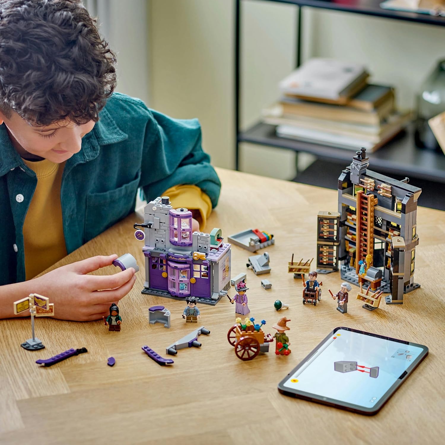 Lego 76439 Harry Potter Ollivanders Ve Madam Malkin'in Cübbe Dükkanı Görseli