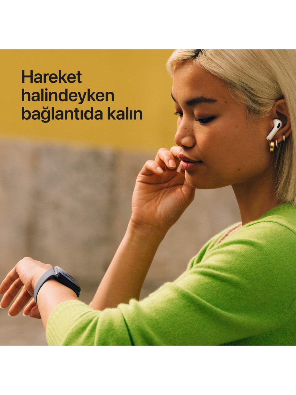Apple Watch SE 3 GPS 40mm Alüminyum Kasa ve Spor Kordon Akıllı Saat Görseli